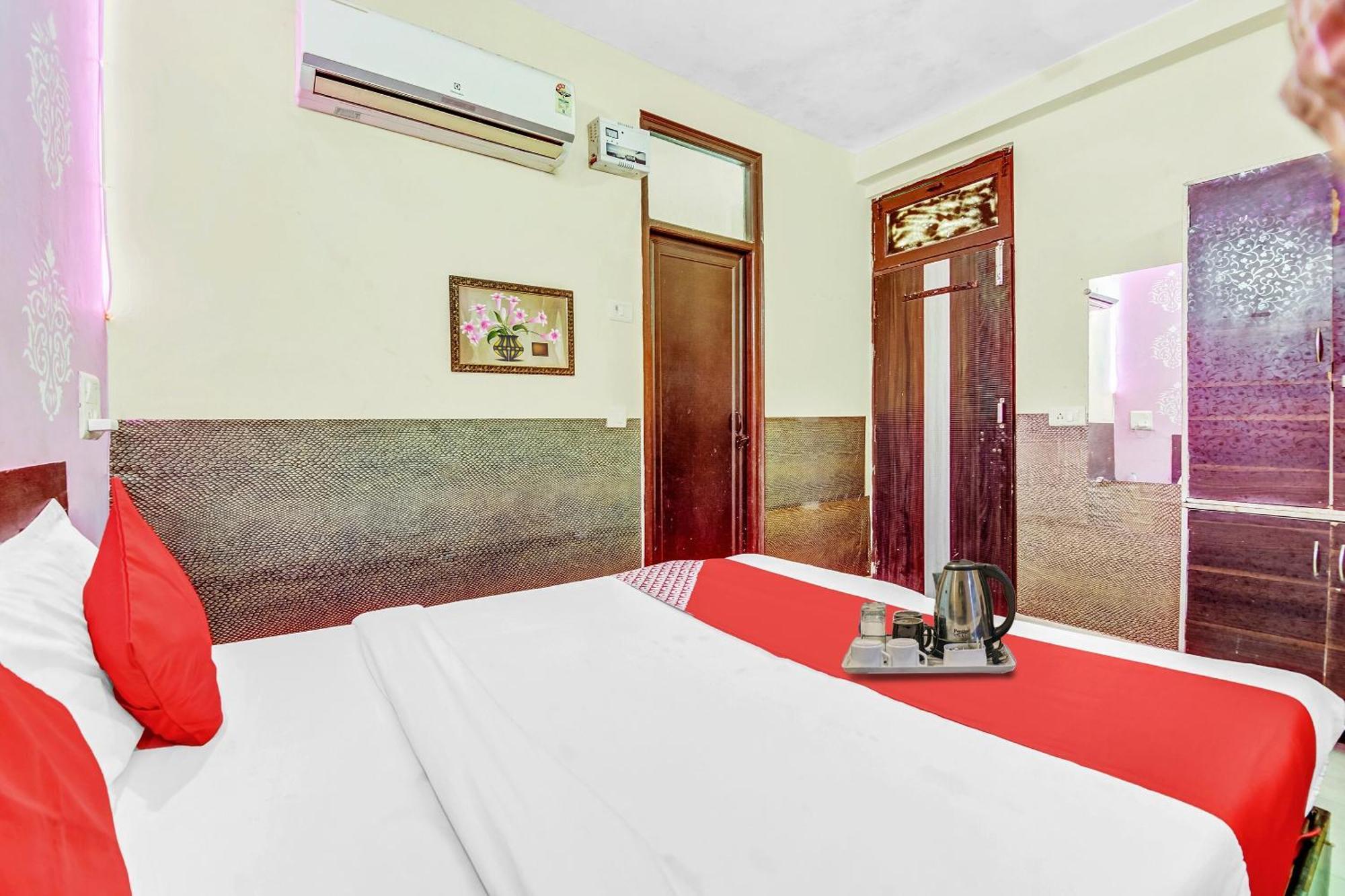 O The Star Near Akshardham Hotel 4*