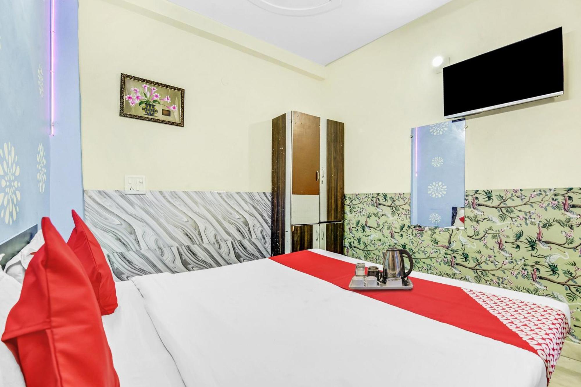 Hotel O The Star Near Akshardham 4*